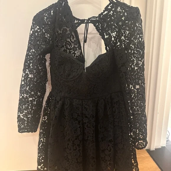Self-portrait Black Lace Dress